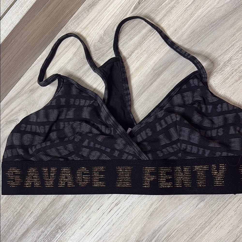 Savage X Fenty Black Sports Bra with Monogram Pattern Medium great condition